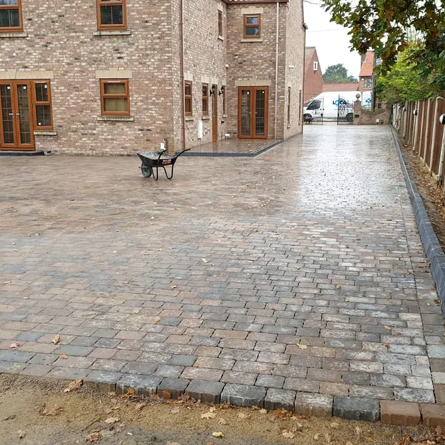 AC Paving & Landscapes - Paving - Driveways - Northampton - Northamptonshire