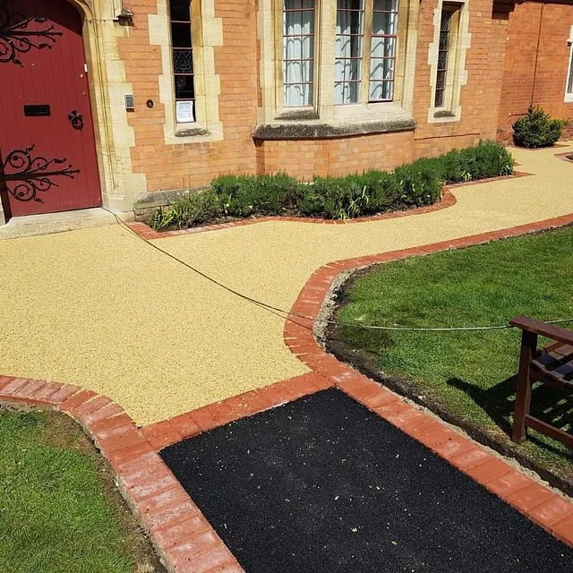 AC Paving & Landscapes - Paving - Driveways - Northampton - Northamptonshire