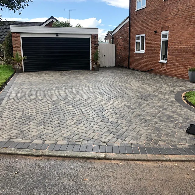 AC Paving & Landscapes - Paving - Driveways - Northampton - Northamptonshire